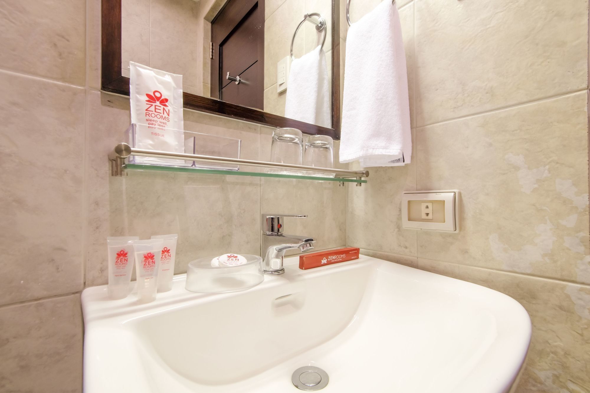 Zen Rooms Durban Poblacion Makati 马卡蒂 外观 照片